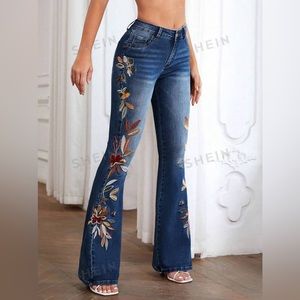 Floral Embroidery Flare Leg Jeans
